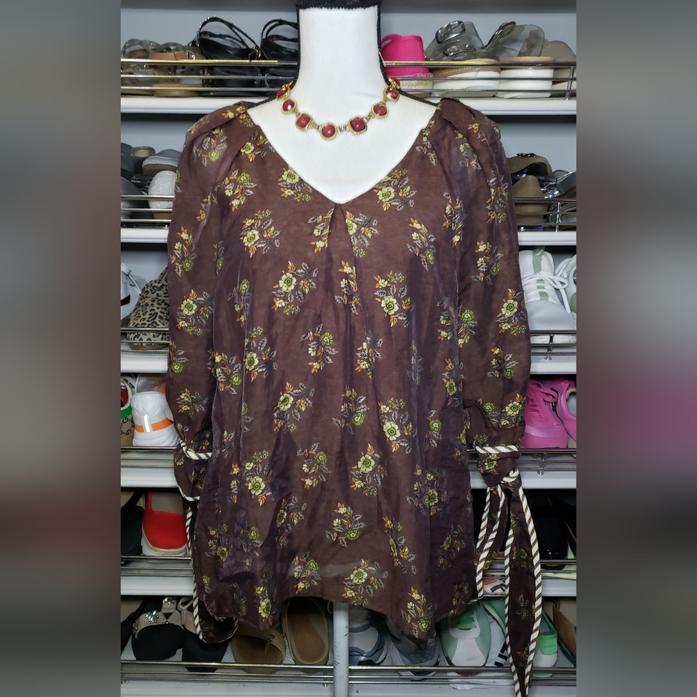 entro Brown Floral Top
